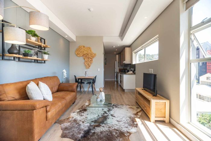 Property #2109355, Apartment pending sale in Cape Town City Centre
