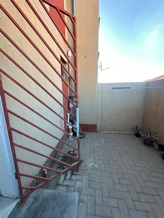 Property #2398011, Apartment For Sale in Khomasdal