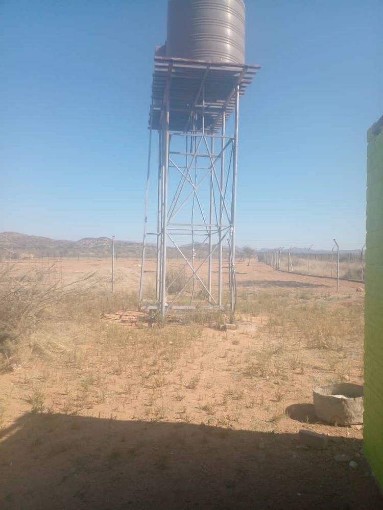 2x 5000l of water tanks