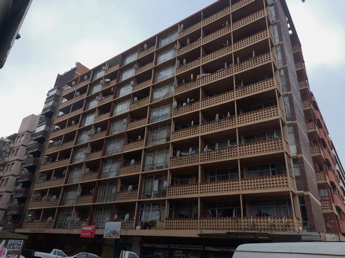 Property #2249718, Apartment for sale in Joubert Park