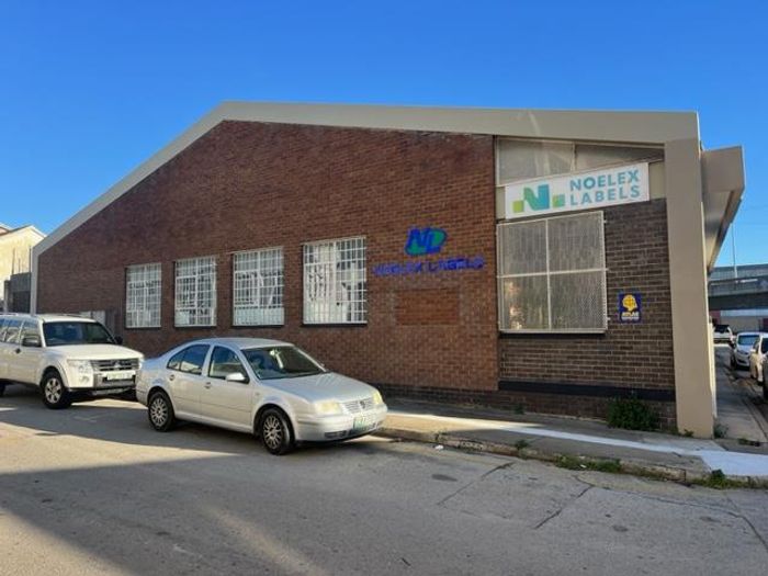 Property #2174467, Industrial rental monthly in North End