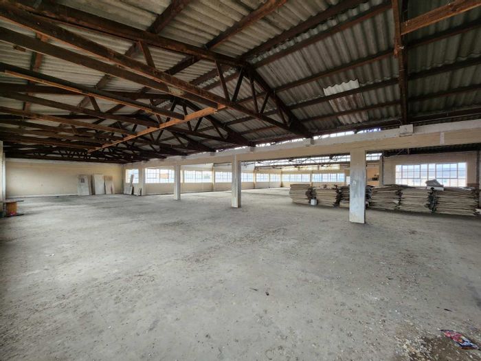 Property #2231285, Industrial rental monthly in Maitland