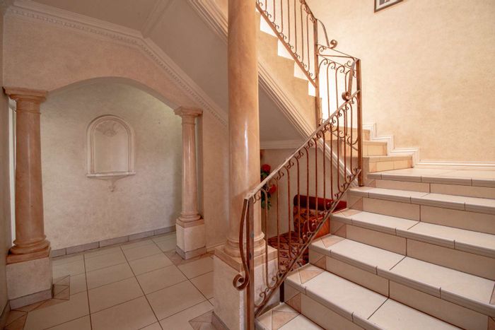 For Sale: Spacious Bakerton house with 6 bedrooms, en-suites, and multiple lounges.