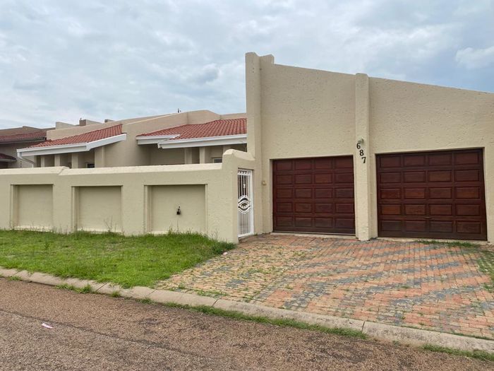 Property #2078489, House sold in Spruit View