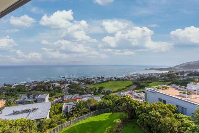 Property #2159718, Apartment for sale in Camps Bay