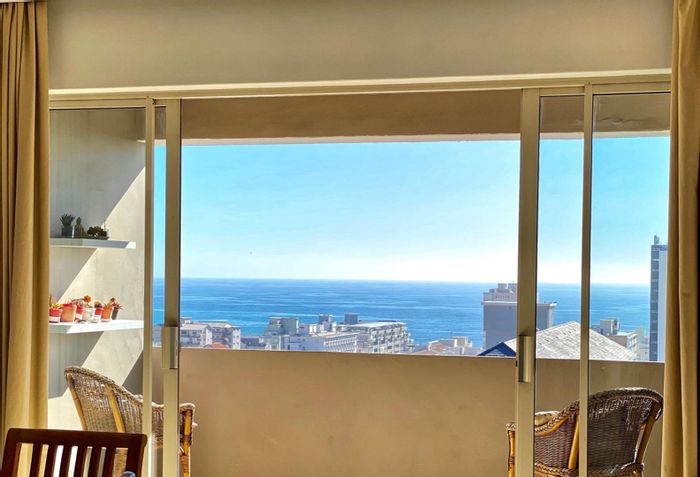 Property #1973883, Apartment sold in Sea Point