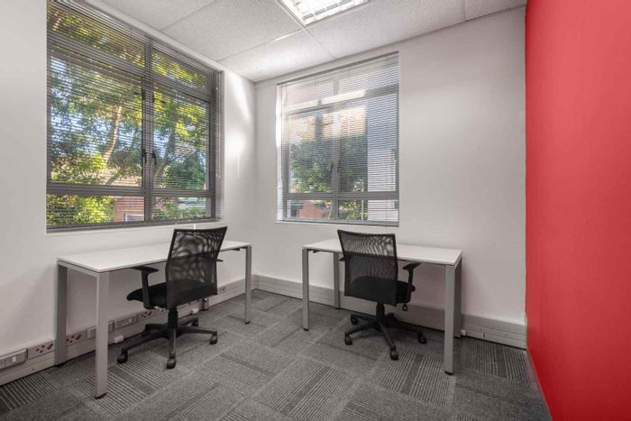 Office to Rent in Gelvandale: 10 sqm private space, 50 sqm shared area.