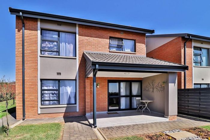 3-Bedroom Townhouse in Roodeplaat To Rent with Private Garden and Secure Estate Living.