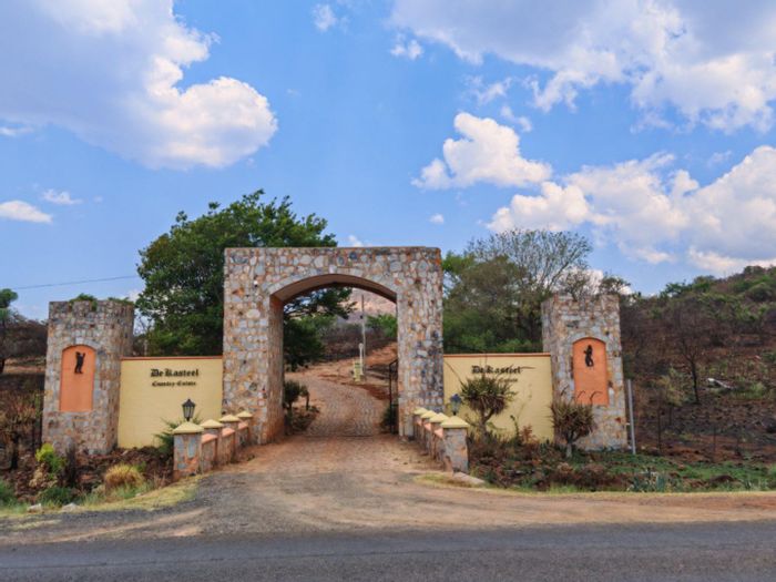 For Sale: De Kasteel Lodge in Lydenburg Central with dining, bar, chapel, pools.