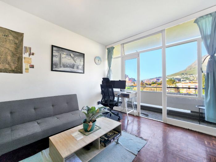 Property #2267776, Apartment for sale in Cape Town City Centre