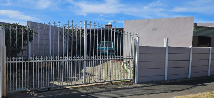 Property #2426605, House For Sale in Windermere