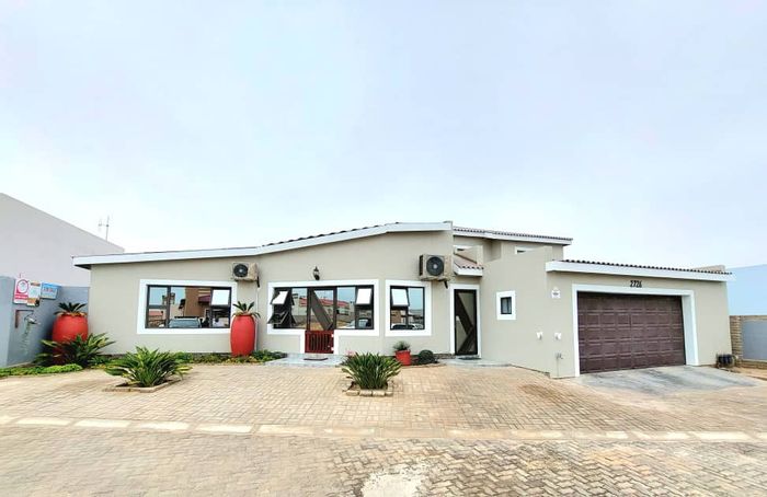 Property #2435307, House For Sale in Sunbay