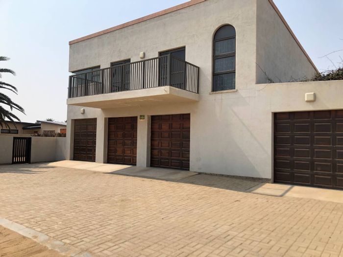 Property #2187355, House for sale in Henties Bay