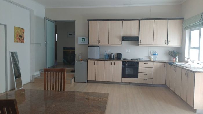 Property #2416577, Apartment Rental Monthly in Hochlandpark