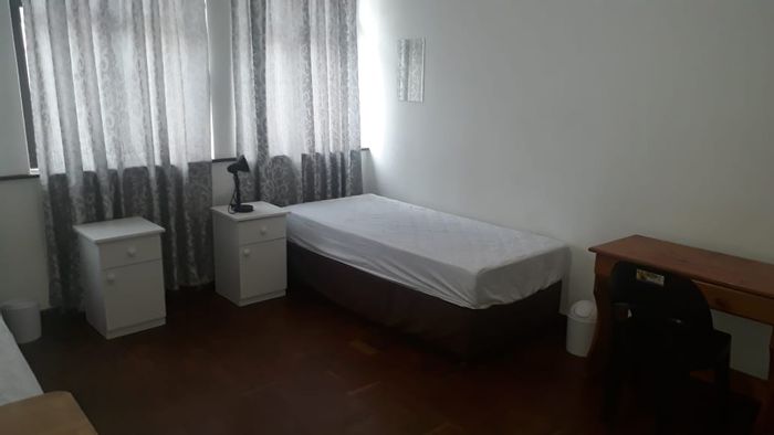 Furnished 3-bedroom apartment in Humewood, ideal for female students, R3800/month.