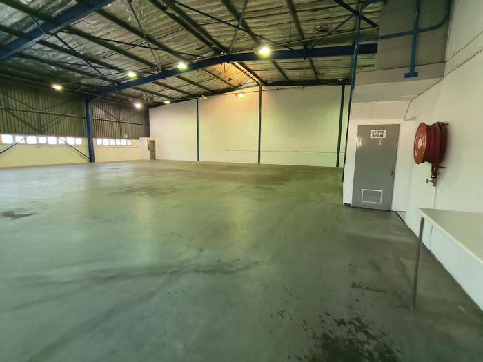 Industrial units to rent in Westmead with secure access and 3-phase power.