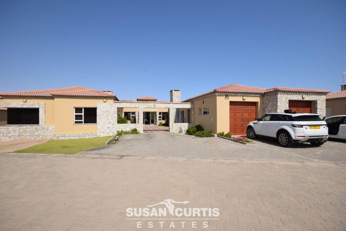 Spacious House for Sale at Rossmund Golf Resort with Scenic Views and Amenities!