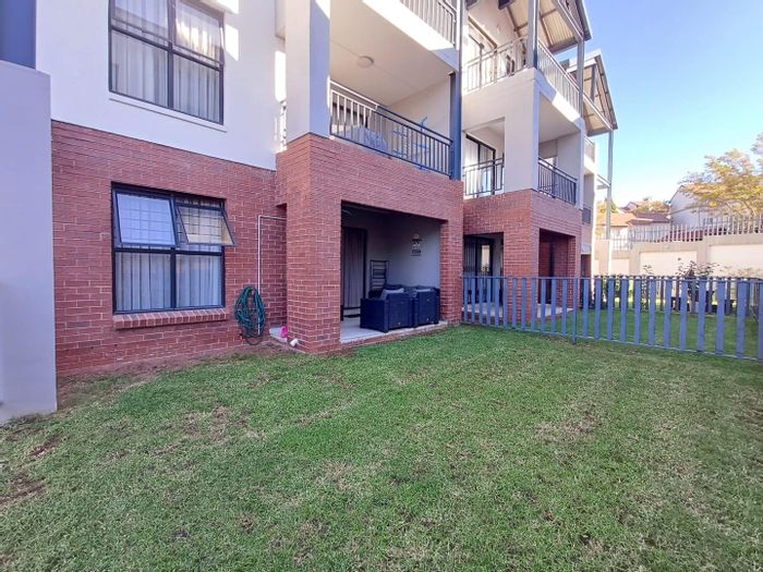 2-Bedroom Apartment To Rent in North Riding with pool, gym, and garden access.