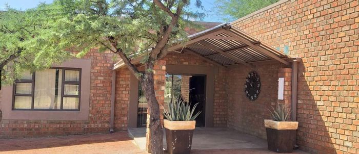 Property #2472649, Lodge For Sale in Brakwater