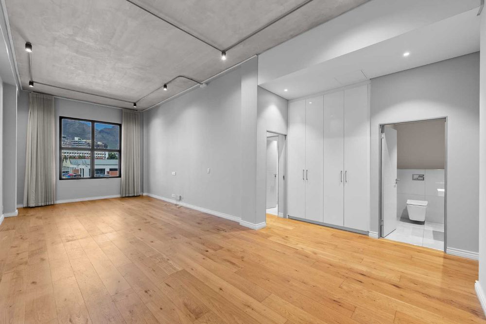 expansive lounge/ dining room