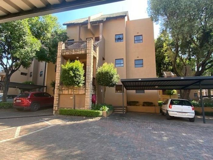 Lonehill Apartment For Sale: 1-Bedroom Loft with Pool, Tennis Courts, Security.