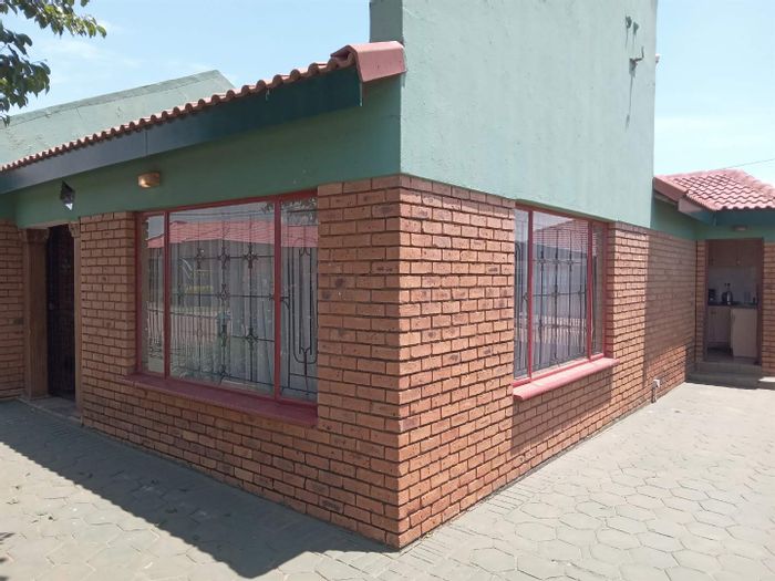 Property #2208052, House for sale in Mamelodi East