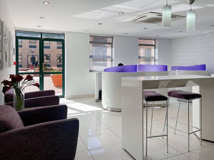 Office To Rent in Sunninghill: Private space, coworking access, parking, and amenities.