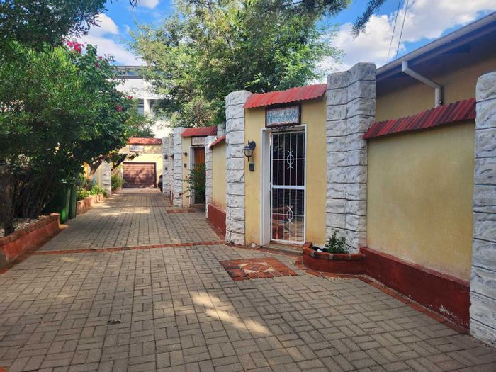 Property #2223206, House for sale in Windhoek Central