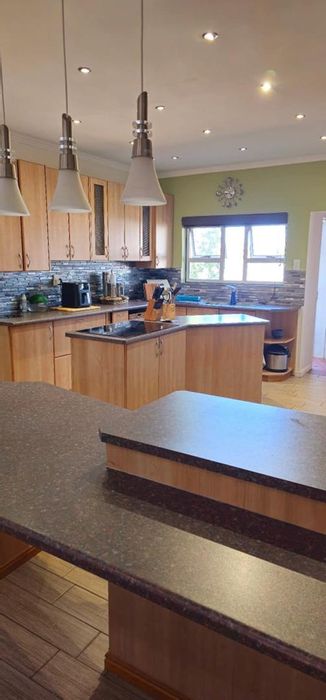 Property #2417691, House For Sale in Hochlandpark