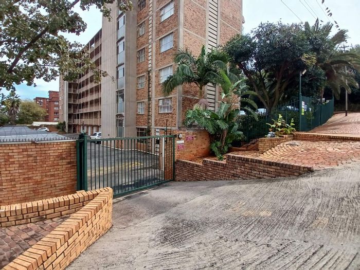 2-Bedroom Apartment To Rent in Wonderboom South with garage, lifts, and laundry room.