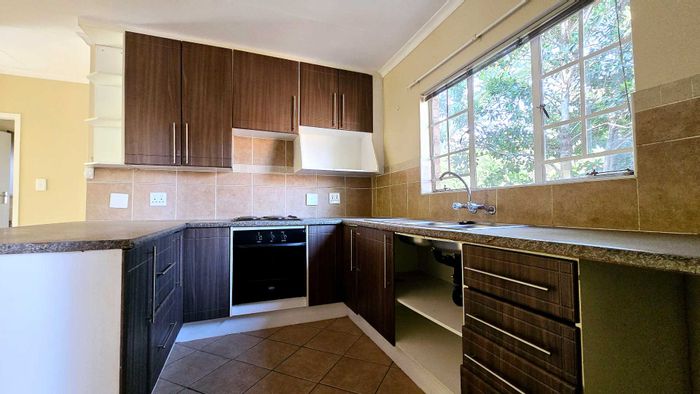 For Sale: 2-Bedroom Apartment in Mooikloof Ridge with Garage and Balcony.