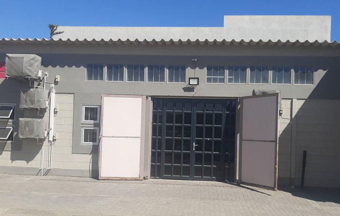 Secure 87m² Office in Swakopmund Industrial - Ideal for Versatile Business Needs!