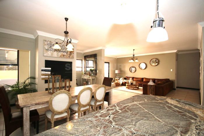 5-Bedroom House to Rent in Long Beach with 2 Garages and Guest Washroom.