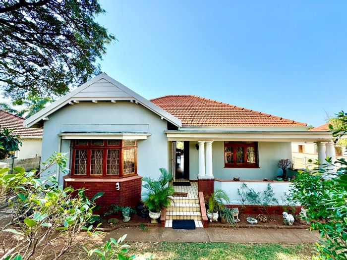 Spacious Durban North Central House with Sea Views, Pool, and Flatlet Rental Options!