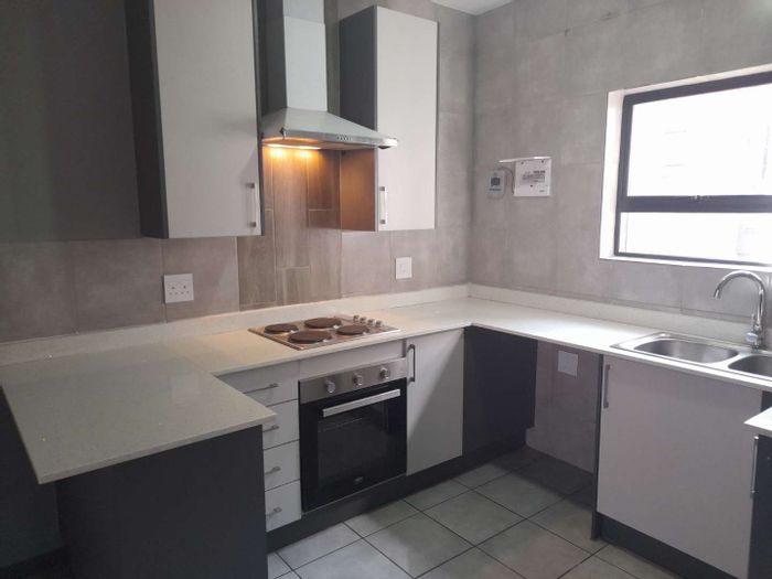 Property #2212048, Apartment rental monthly in Witpoortjie