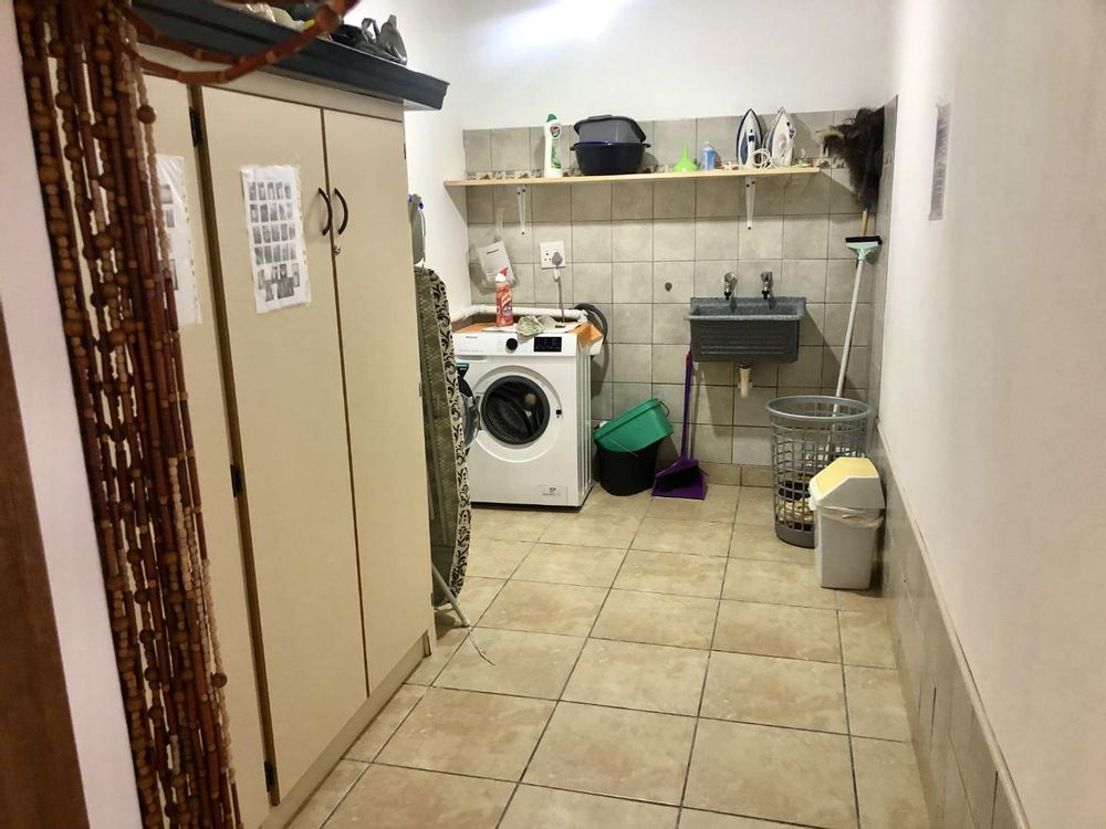 Shared Laundry area