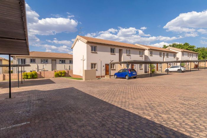 Two-Bedroom Apartment with Garden Access in Randburg Central, For Sale.