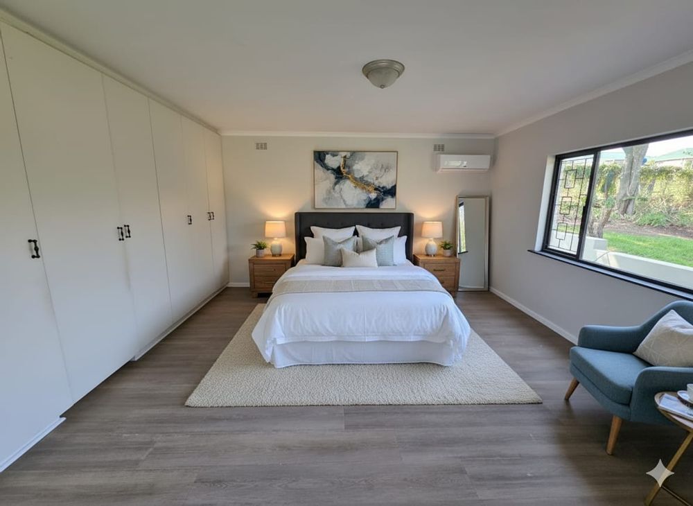 Main bedroom - Staged