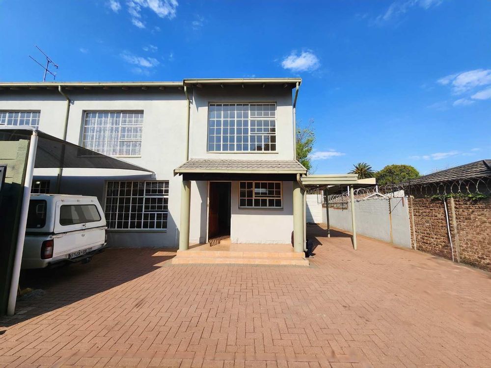 Driveway to Carports