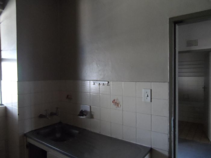Property #2232537, Apartment rental monthly in Gezina