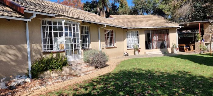 Property #2153296, House for sale in Bloubosrand