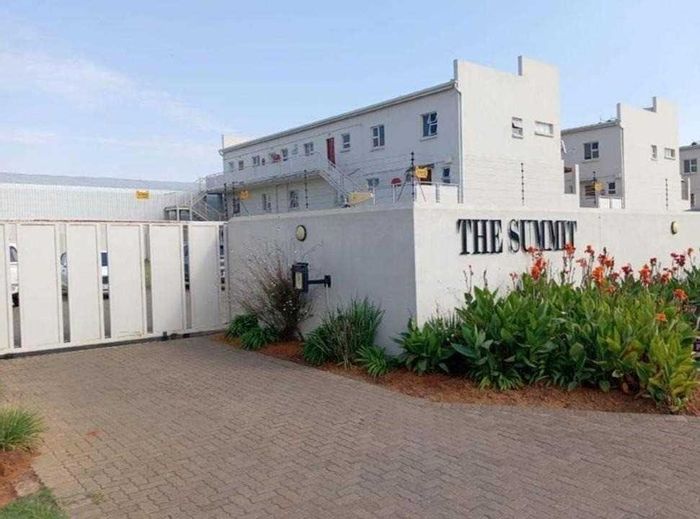 For Sale: Townhouse in Mayberry Park with 2 beds, balcony, and secure parking.
