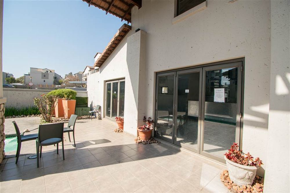 Entrance to Clubhouse