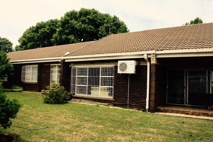Property #1409749, House for sale in Vryheid