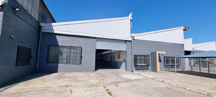 Property #2195346, Industrial rental monthly in Bellville South