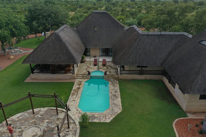 For Sale: Small Holding in Phalaborwa Rural with pool, gym, and game reserve access.