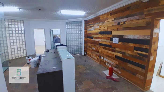 Property #2387400, Office Rental Monthly in Southern Industrial Area