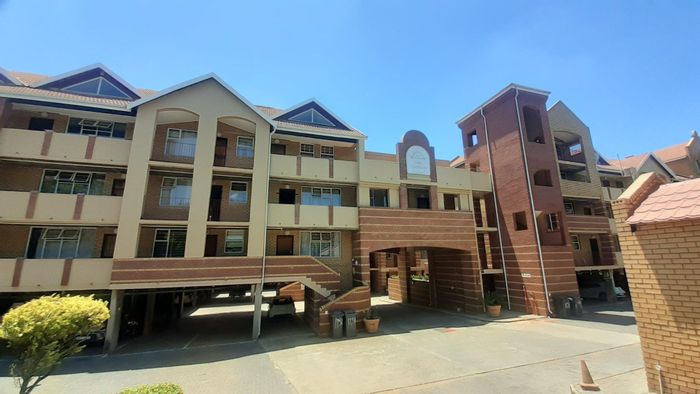 Property #2247917, Apartment rental monthly in Hatfield
