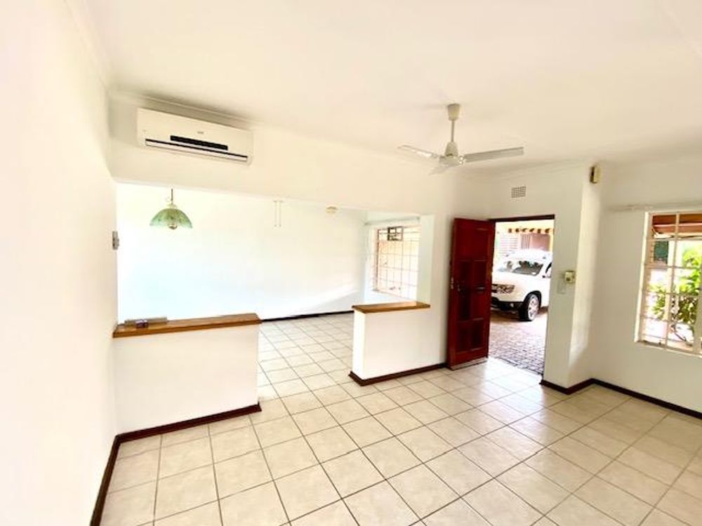 Dining room and lounge