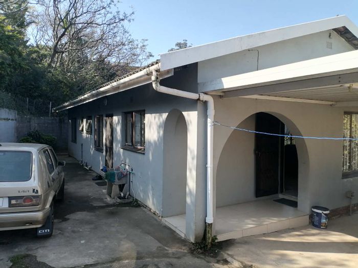 For Sale: Cluster in Clare Hills with 3 beds, secure complex, ample parking.